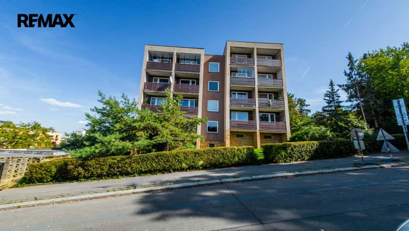 Prodej bytu 3+1 v osobním vlastnictví 78 m², Praha 6 - Střešovice
