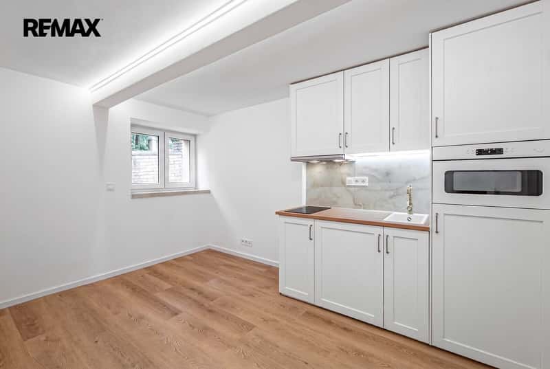 Prodej bytu 2+kk v osobním vlastnictví 22 m², Praha 6 - Břevnov