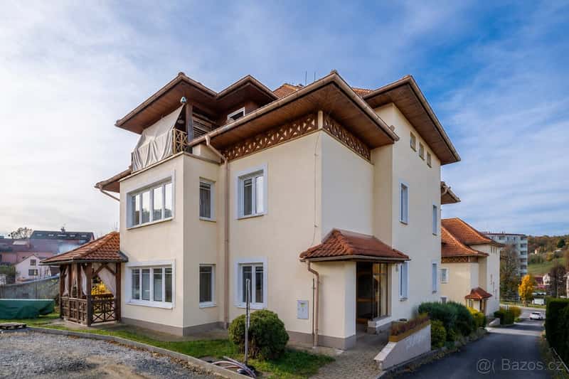 Prostorný byt 4+kk, 189 m² s terasou | 3 parkovací místa