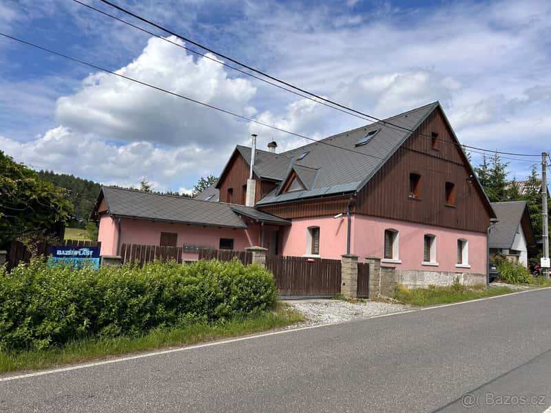 Prodej bytu 1+1 se zahradou