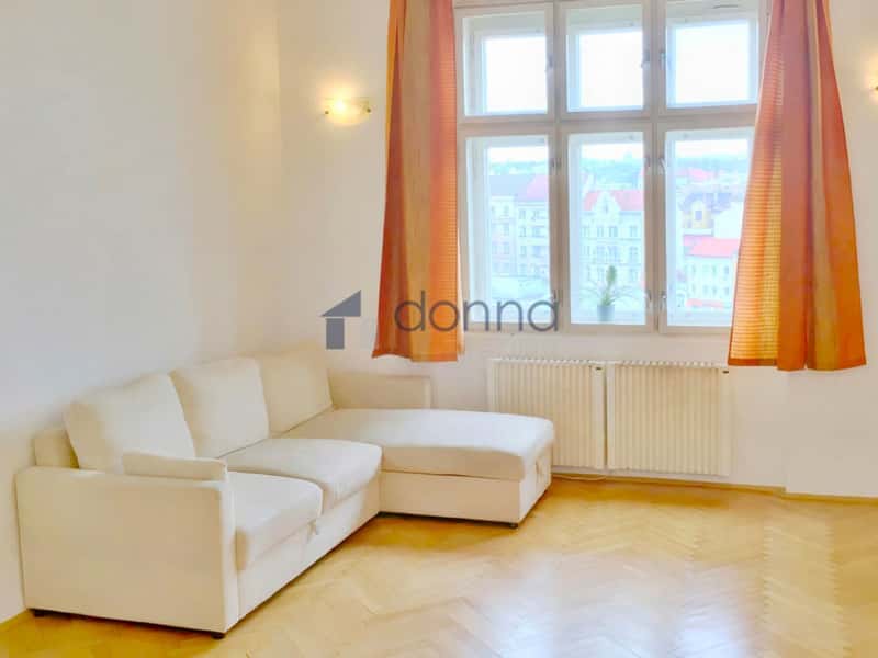 Prodej bytu OV 2+kk, 49m², ul. Heydukova, Praha 8 - Libeň, p