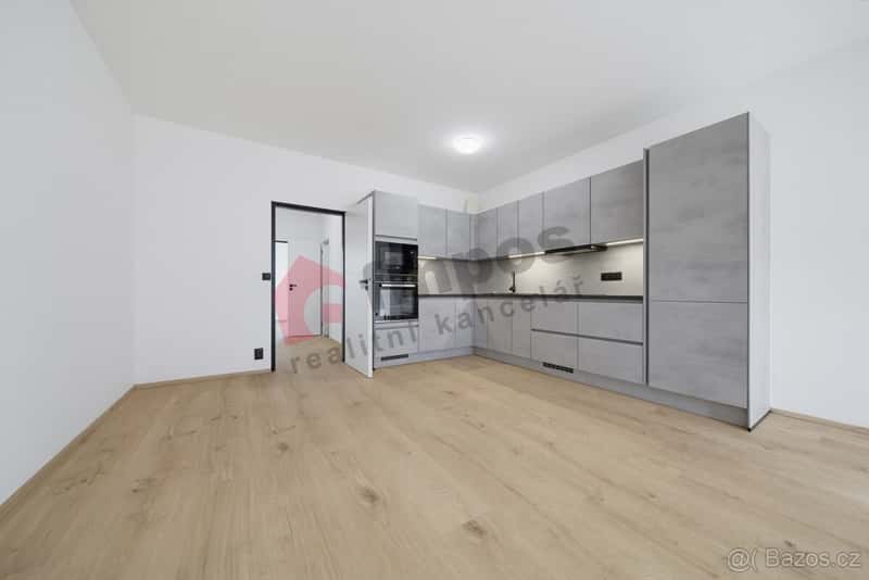 Prodej bytu 3+kk, 75 m², ulice Pastevců, Praha – Újezd u Prů