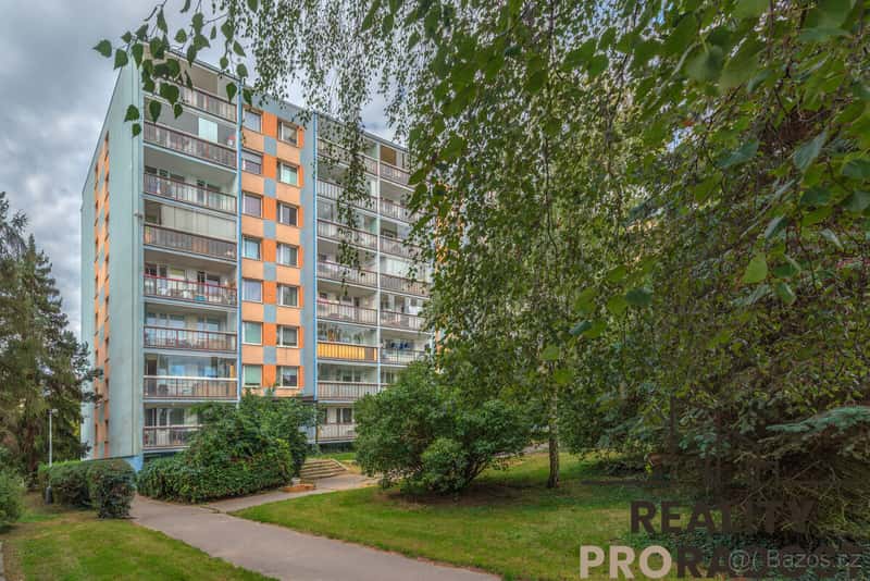 3+kk s celoroční zasklenou lodžií | 8. patro s výhledem | Pr