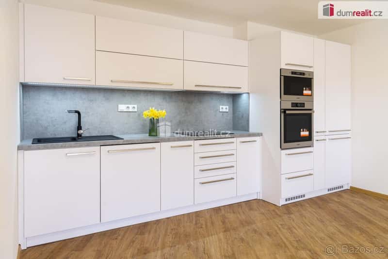 Krásný apartmán 3+kk ve Všemině o výměře 80,5 m² sklep 4 m²