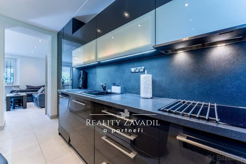 Prodej bytu 3+1 78 m² + terasa 11,5 m2 + sklep 4,20 m2, Prah
