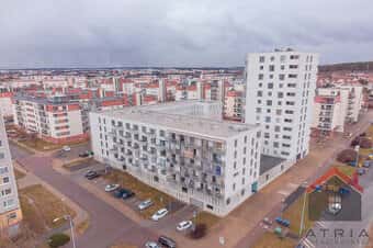 Prodej slunného bytu 2+kk s velkorysou terasou a parkováním