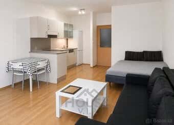 Prodej bytu 1+kk, 35 m², Praha 9 – Letňany, ev.č. 01981